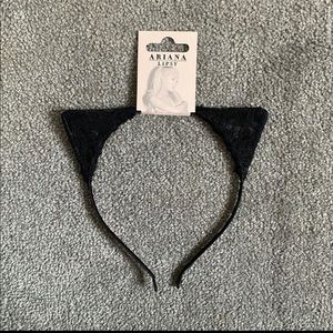 *ISO* Ariana Grande Lipsy Headband